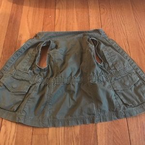 Crew cuts girls size 4/5 army vest